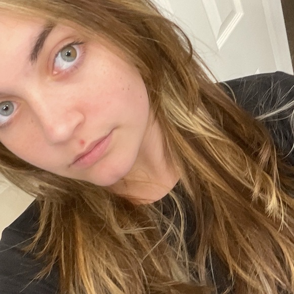 Meet your Posher, Julie - Picture 4 of 5